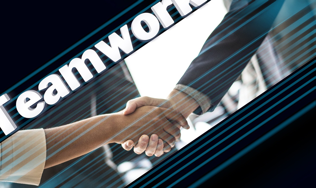 handshake-4608293_1280